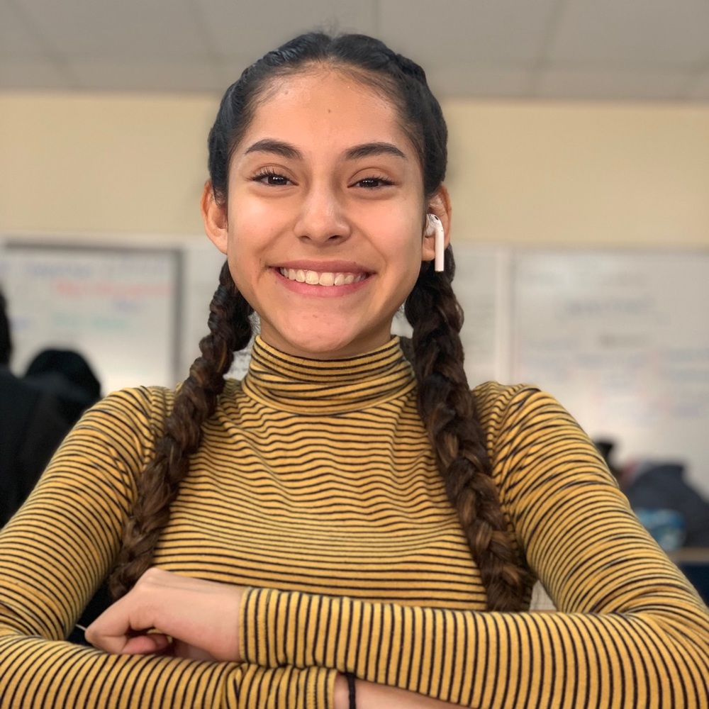 Meet your Posher, Camila